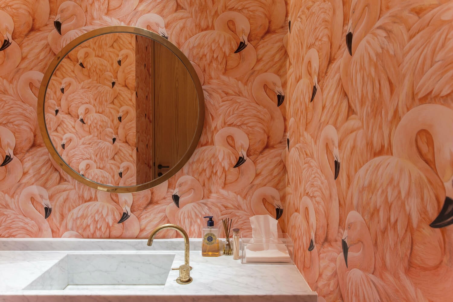 дизайн ванной комнаты с фламинго